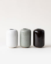 Load image into Gallery viewer, MUGI - Vase - S - Poivre