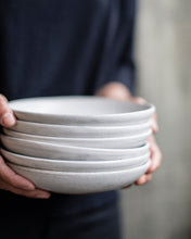 Load image into Gallery viewer, RIE - Assiette creuse - 19 - Blanc