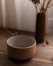 Charger l'image dans la galerie, KAMO - Bol à matcha - 12 - Terre / Perle