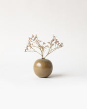 Charger l'image dans la galerie, UME - Vase - S - Kaki